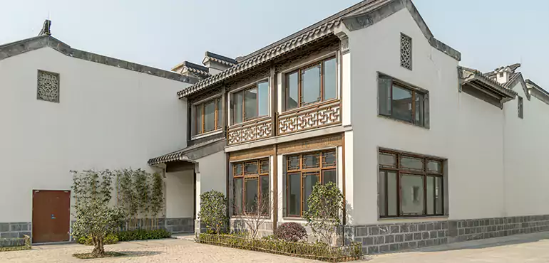 We Help Chesapeake Homeowners Sell Squatter-Occupied Houses Quickly and Safely