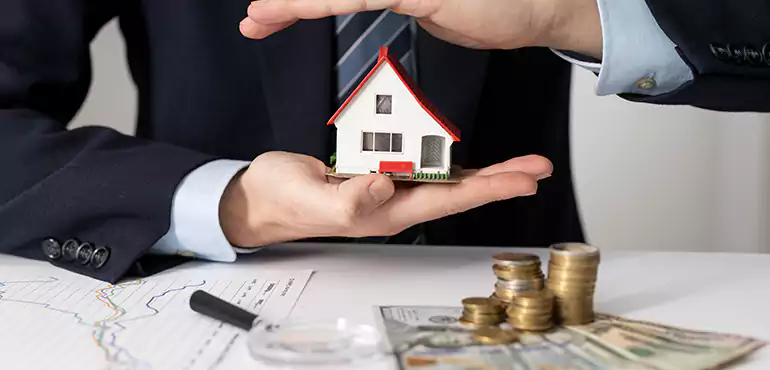 Who Do We Buy Houses From in Chesapeake, VA?